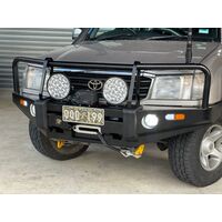 PS4X4 Deluxe Bull Bar to suit Toyota Landcruiser 105 Series Heavy Duty Steel Winch Comp 